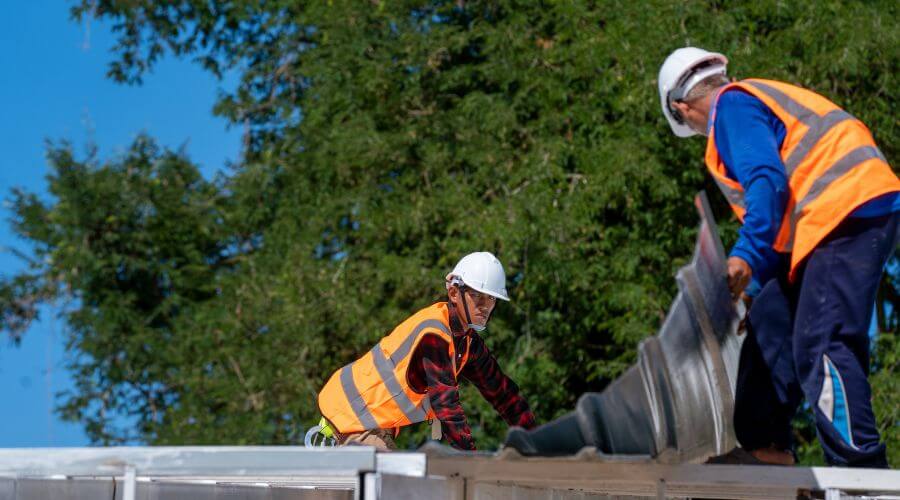 Professional residential roofers in Poy Sippi, WI